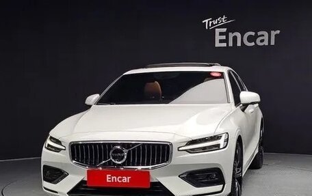 Volvo S60 III, 2022 год, 3 470 080 рублей, 10 фотография