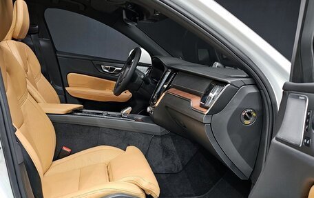 Volvo S60 III, 2022 год, 3 470 080 рублей, 14 фотография