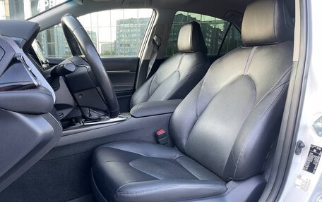 Toyota Camry, 2021 год, 2 685 000 рублей, 7 фотография