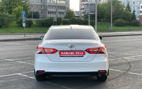 Toyota Camry, 2021 год, 2 685 000 рублей, 5 фотография