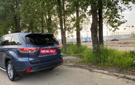 Toyota Highlander III, 2014 год, 3 550 000 рублей, 5 фотография