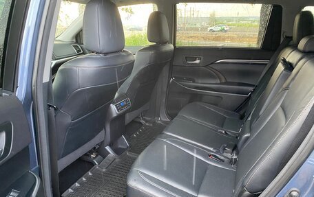 Toyota Highlander III, 2014 год, 3 550 000 рублей, 14 фотография