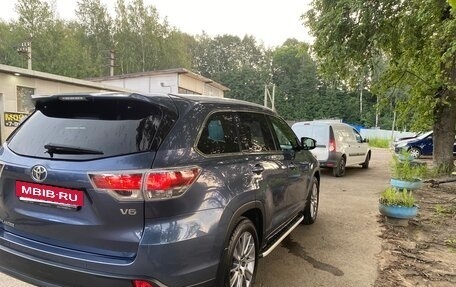 Toyota Highlander III, 2014 год, 3 550 000 рублей, 4 фотография