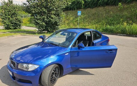 BMW 1 серия, 2008 год, 2 700 000 рублей, 19 фотография