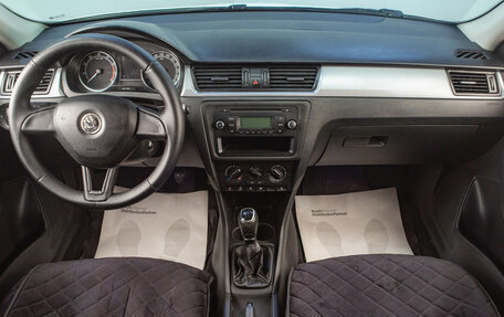Skoda Rapid I, 2017 год, 8 990 000 рублей, 12 фотография