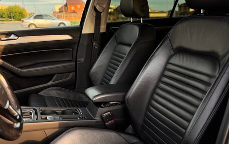 Volkswagen Passat B8 рестайлинг, 2018 год, 2 000 000 рублей, 13 фотография