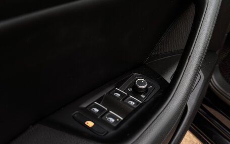 Volkswagen Passat B8 рестайлинг, 2018 год, 2 000 000 рублей, 20 фотография