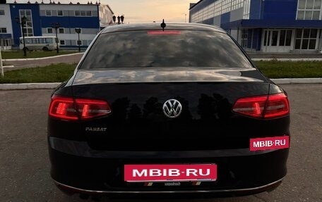 Volkswagen Passat B8 рестайлинг, 2018 год, 2 000 000 рублей, 8 фотография