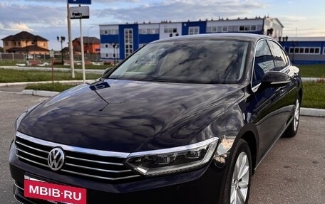Volkswagen Passat B8 рестайлинг, 2018 год, 2 000 000 рублей, 4 фотография