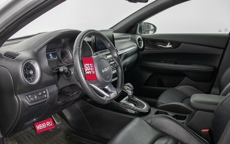 KIA Cerato IV, 2022 год, 2 240 000 рублей, 10 фотография