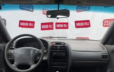 Suzuki Baleno I, 1998 год, 230 000 рублей, 8 фотография