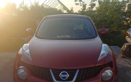 Nissan Juke II, 2013 год, 950 000 рублей, 1 фотография
