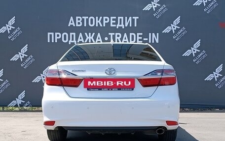 Toyota Camry, 2017 год, 2 150 000 рублей, 6 фотография