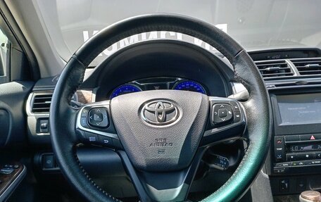 Toyota Camry, 2017 год, 2 150 000 рублей, 14 фотография