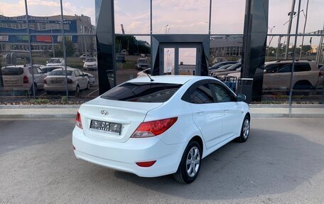 Hyundai Solaris II рестайлинг, 2013 год, 827 000 рублей, 3 фотография