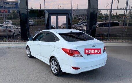 Hyundai Solaris II рестайлинг, 2013 год, 827 000 рублей, 4 фотография