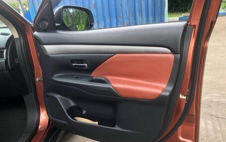 Mitsubishi Outlander III рестайлинг 3, 2012 год, 1 550 000 рублей, 16 фотография