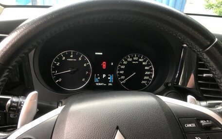 Mitsubishi Outlander III рестайлинг 3, 2012 год, 1 550 000 рублей, 17 фотография