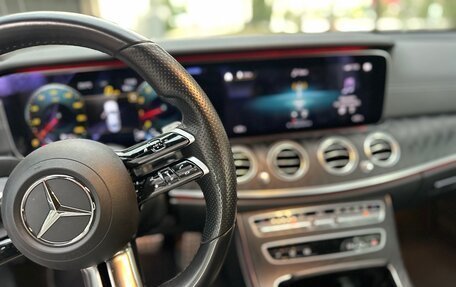 Mercedes-Benz E-Класс, 2020 год, 4 600 000 рублей, 6 фотография