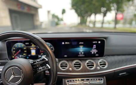 Mercedes-Benz E-Класс, 2020 год, 4 600 000 рублей, 7 фотография
