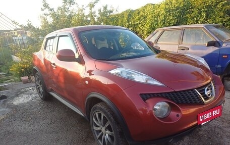 Nissan Juke II, 2013 год, 950 000 рублей, 2 фотография