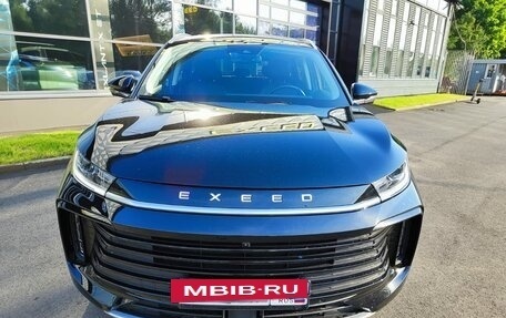 CheryExeed TXL, 2022 год, 2 400 000 рублей, 2 фотография