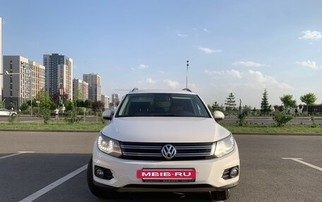 Volkswagen Tiguan I, 2012 год, 1 750 000 рублей, 2 фотография