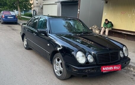 Mercedes-Benz E-Класс, 1999 год, 250 000 рублей, 4 фотография