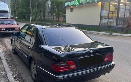 Mercedes-Benz E-Класс, 1999 год, 250 000 рублей, 9 фотография