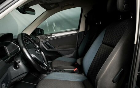 Volkswagen Tiguan II, 2019 год, 2 225 000 рублей, 5 фотография