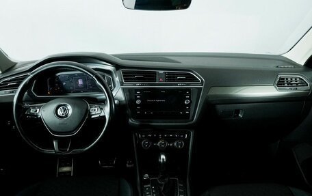 Volkswagen Tiguan II, 2019 год, 2 225 000 рублей, 7 фотография