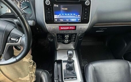 Toyota Land Cruiser Prado 150 рестайлинг 2, 2018 год, 3 650 000 рублей, 3 фотография