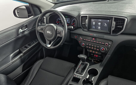 KIA Sportage IV рестайлинг, 2018 год, 1 799 000 рублей, 16 фотография