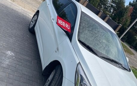 Hyundai Solaris II рестайлинг, 2016 год, 1 200 000 рублей, 6 фотография