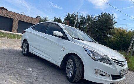 Hyundai Solaris II рестайлинг, 2016 год, 1 200 000 рублей, 2 фотография