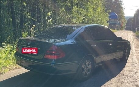 Mercedes-Benz E-Класс, 2002 год, 880 000 рублей, 2 фотография