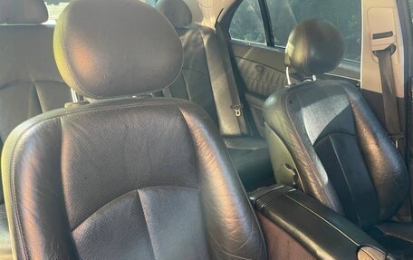 Mercedes-Benz E-Класс, 2002 год, 880 000 рублей, 29 фотография