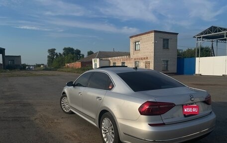 Volkswagen Passat B8 рестайлинг, 2017 год, 2 025 000 рублей, 2 фотография