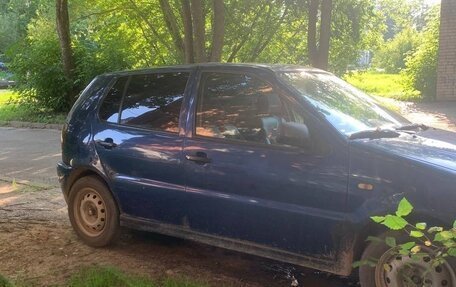 Volkswagen Polo III рестайлинг, 1998 год, 150 000 рублей, 2 фотография