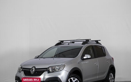 Renault Sandero II рестайлинг, 2019 год, 999 000 рублей, 4 фотография