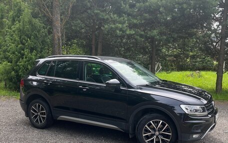 Volkswagen Tiguan II, 2020 год, 3 350 000 рублей, 2 фотография