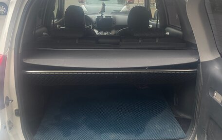Toyota RAV4, 2011 год, 1 500 000 рублей, 5 фотография