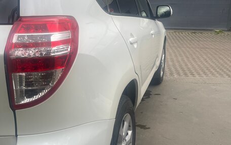 Toyota RAV4, 2011 год, 1 500 000 рублей, 10 фотография