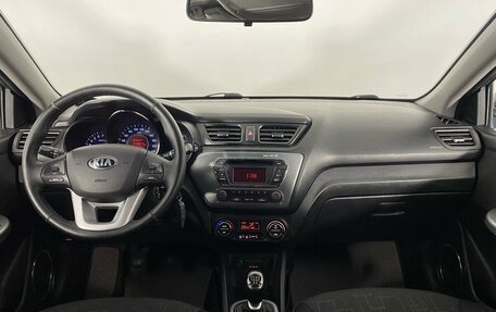 KIA Rio III рестайлинг, 2014 год, 870 000 рублей, 16 фотография