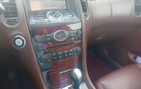 Infiniti QX50 I рестайлинг, 2016 год, 2 300 000 рублей, 10 фотография