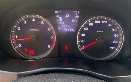 Hyundai Solaris II рестайлинг, 2013 год, 780 000 рублей, 6 фотография