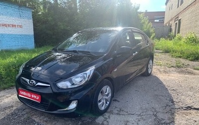 Hyundai Solaris II рестайлинг, 2013 год, 780 000 рублей, 1 фотография