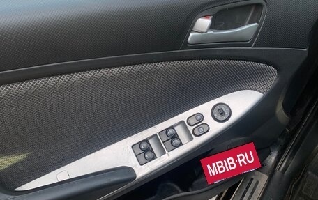 Hyundai Solaris II рестайлинг, 2013 год, 780 000 рублей, 8 фотография