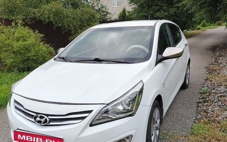 Hyundai Solaris II рестайлинг, 2014 год, 750 000 рублей, 2 фотография