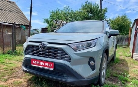 Toyota RAV4, 2019 год, 4 999 999 рублей, 1 фотография